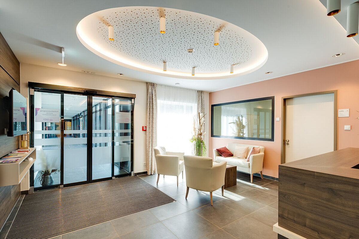 Empfangsbereich in der CMS Senioren-Residenz Gummersbach
