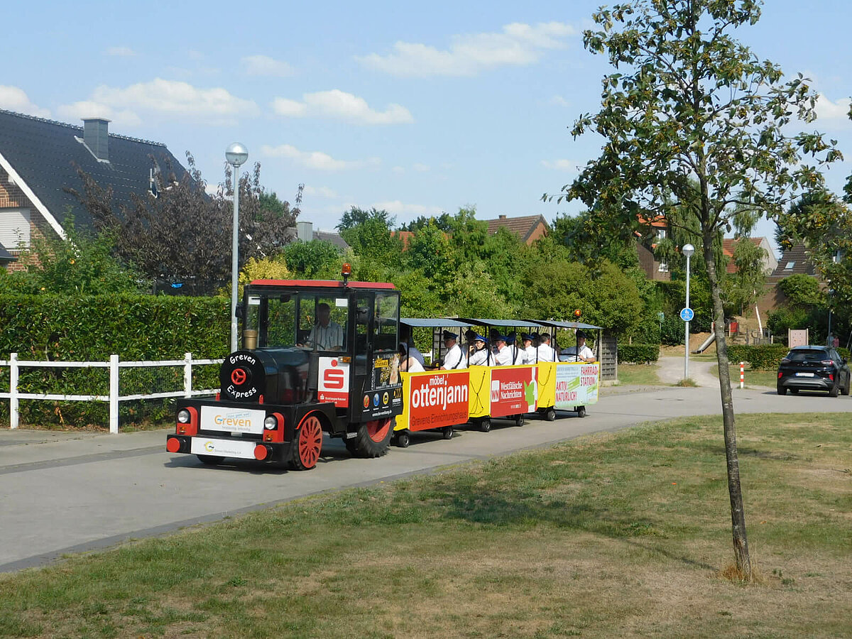 Bimmelbahn beim Sommerfest des CMS Pflegewohnstifts Greven