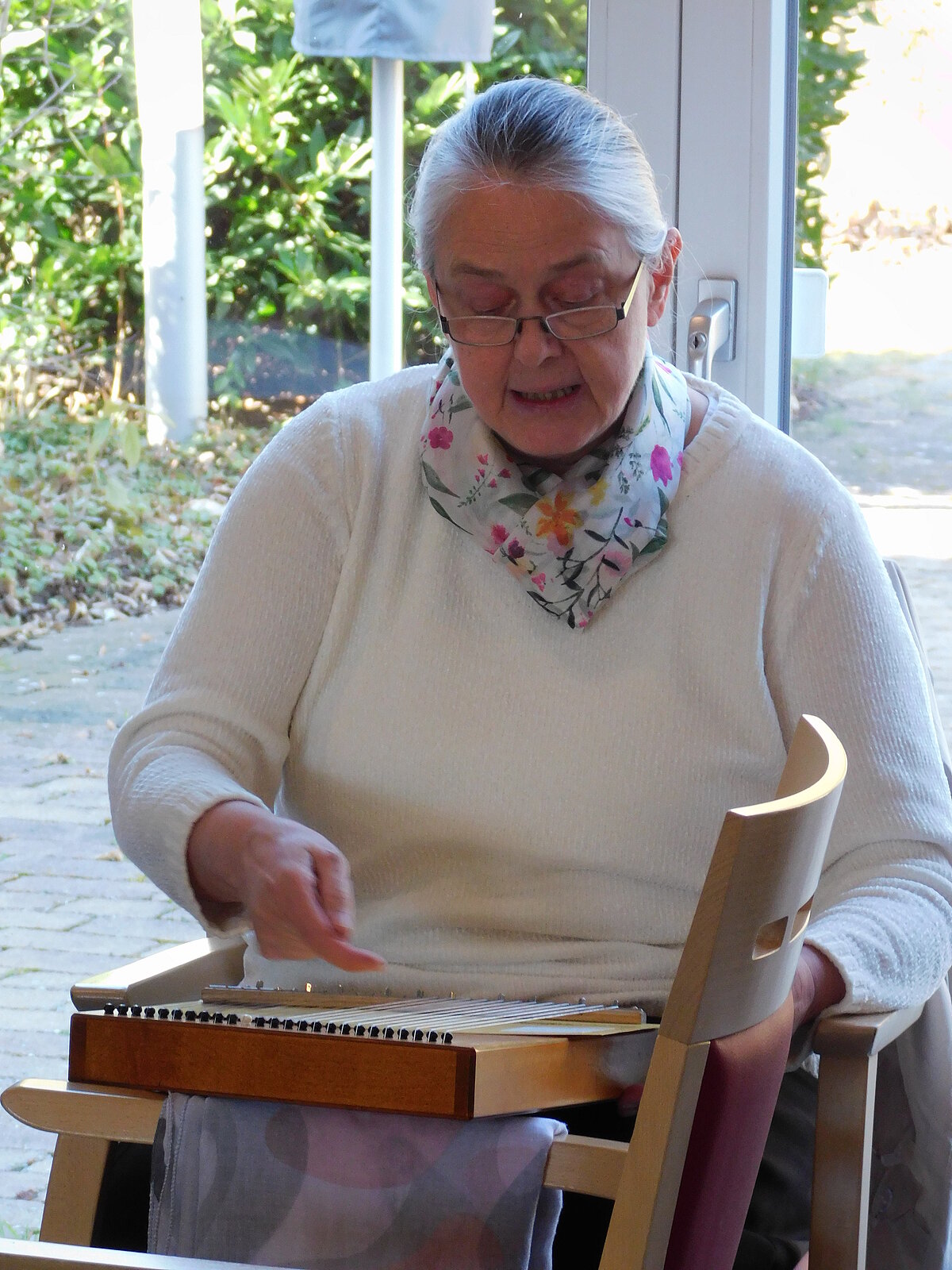 Frühlinglieder singen mit Elfi