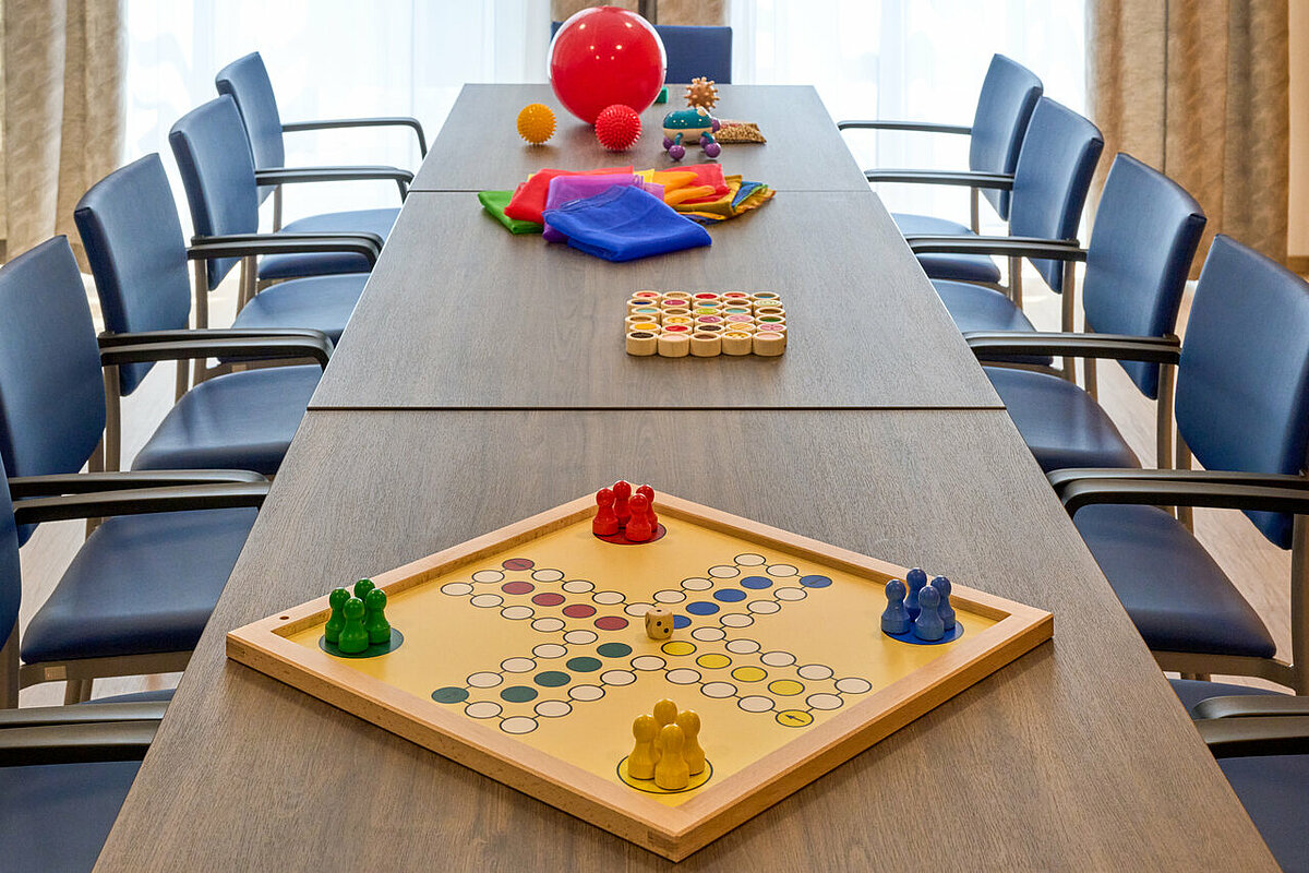 Gemeinschaftsraum mit Spielen für die Senioren